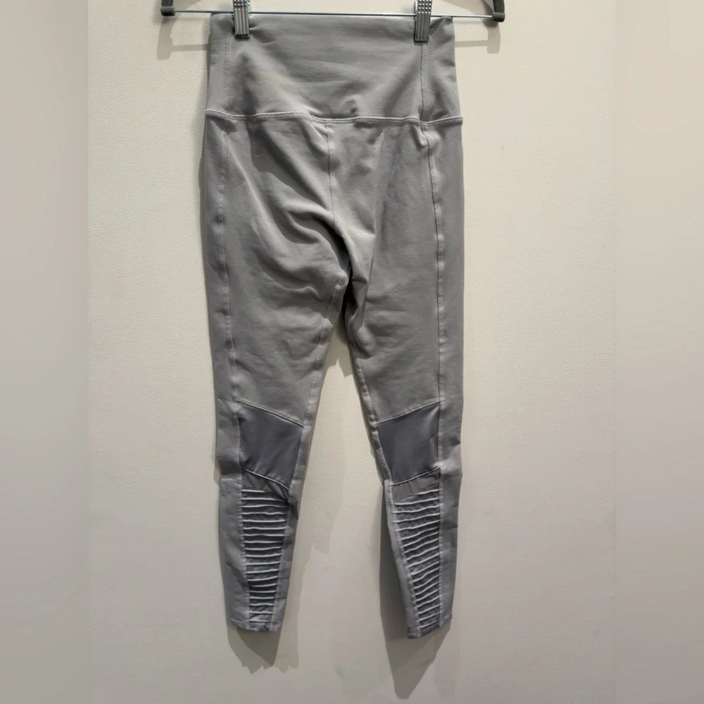 Alo Yoga Light Gray High Waist Motto Leggings Size Small